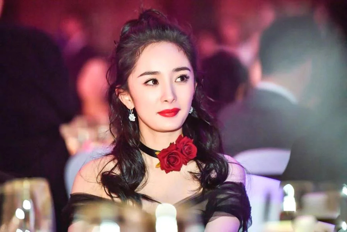 杨幂的台词功底上热搜（原声台词及古装扮相都带给人惊艳的感觉）