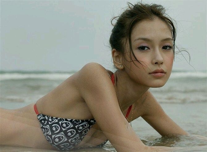 朱孝天和老婆怎么认识