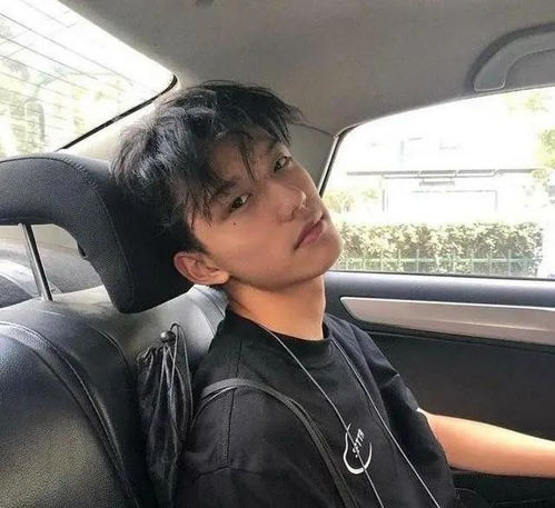 陈梦家庭背景父母是谁